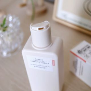 로우퀘스트 베리어 인핸싱 토너투에센스 200ml — 5점을 준 리뷰어가 2023년 10월 올린 사용 사진
