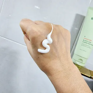 비알티씨 BRTC 시카 바이옴 블랙헤드 클렌징 폼 150ml — 5점을 준 리뷰어가 2023년 2월 올린 사용 사진