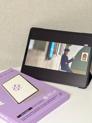 아클리브 Premium 항균 항바이러스 액정 보호필름(iPad) — 5점을 준 리뷰어가 2022년 1월 올린 사용 사진
