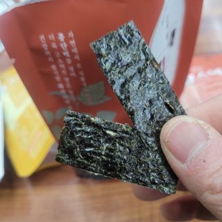 더빈트 와삭바삭 김스낵 — 4점을 준 리뷰어가 2023년 2월 올린 사용 사진