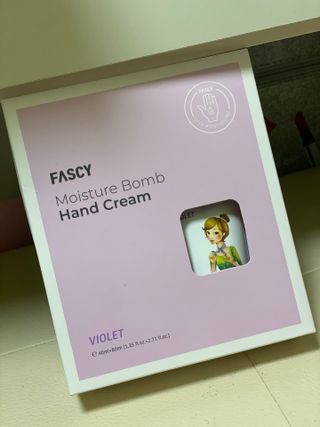 파시 FASCY 高保湿ハンドクリーム40ml+80ml セット — 5점을 준 리뷰어가 2021년 5월 올린 사용 사진