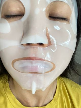 [올리브영] 웰더마 프리미엄 사파이어 콜라겐 임팩트 피팅 마스크 4매 — 5점을 준 리뷰어가 2025년 7월 올린 사용 사진