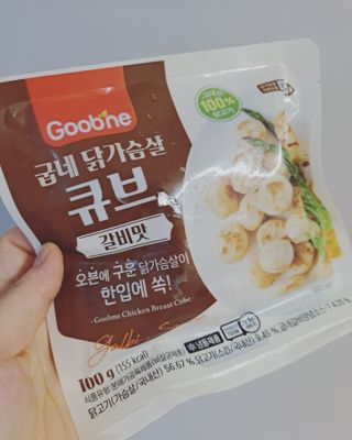 굽네몰 굽네 닭가슴살 큐브 3종 9팩 — 4점을 준 리뷰어가 2021년 11월 올린 사용 사진