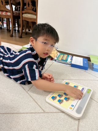 크레타탭 차세대 사고력 유아수학 학습기 페이퍼 태블릿 — 5점을 준 리뷰어가 2023년 9월 올린 사용 사진