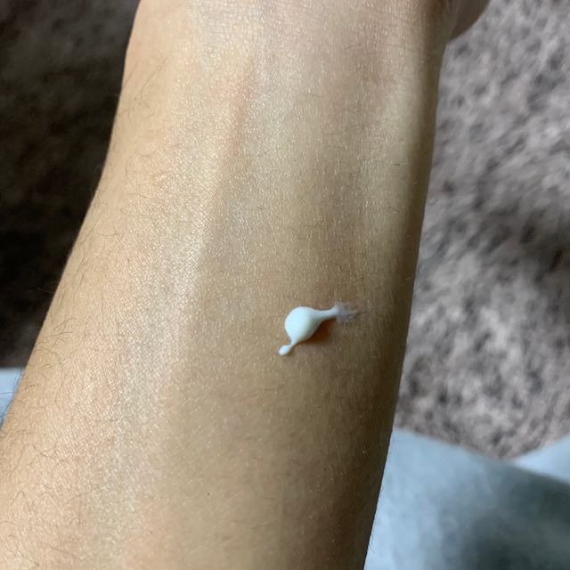 바르셀 톤업 무기자차 자외선차단제 순한 선크림 인텐시브 선 젠 50ml 리뷰 사진