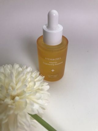 체르엠 스템앤셀 비타민 브라이트닝 에센스 30ml 1개 — 4.5점을 준 리뷰어가 2022년 2월 올린 사용 사진