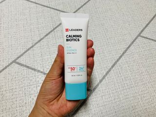 리더스코스메틱 리더스 카밍 바이오틱스 선 에센스 SPF 50+ PA++++ — 5점을 준 리뷰어가 2022년 6월 올린 사용 사진