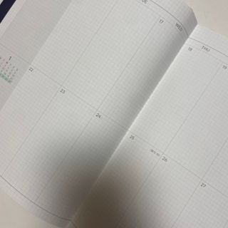 리훈 2024다이어리 아이라이크 모눈다이어리 — 5점을 준 리뷰어가 2023년 9월 올린 사용 사진