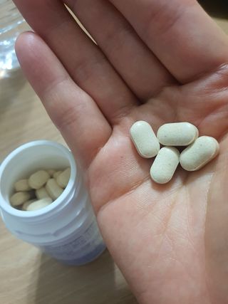 프리마인 평생 써야하는 관절의 건강을 위한 완벽설계 솔루션 관절n마디케어 플러스 120정 — 5점을 준 리뷰어가 2021년 10월 올린 사용 사진