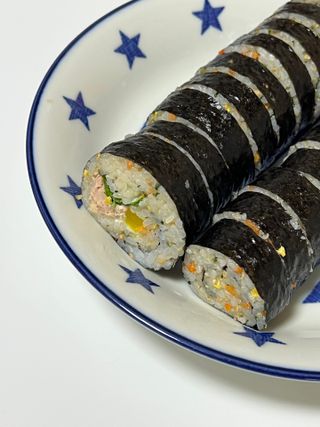해풀잎 누구나 김밥*1ea [(혼합야채 35g *1ea,  김밥김 (5g, 5ea),  양념간장 (6g, 5ea), 참기름(5g, 2ea)] — 4점을 준 리뷰어가 2022년 10월 올린 사용 사진