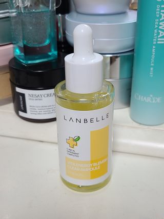 랑벨 비타 에너지 잡티 앰플 50ml 고농축 비타민, 저자극, 수분 촉촉, 미백 앰플 — 5점을 준 리뷰어가 2022년 4월 올린 사용 사진