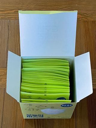 [심폐소생소] 오늘의마스크 KF94 소형 초등학생 어린이 마스크 — 5점을 준 리뷰어가 2021년 12월 올린 사용 사진