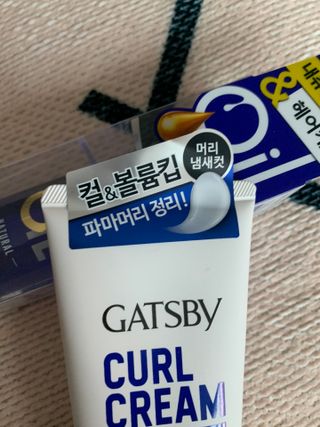 [갸스비] 곱슬 머리부터 파마까지 남자의 컬을 위한 갸스비 컬크림 — 5점을 준 리뷰어가 2021년 5월 올린 사용 사진