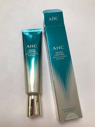 [NEW 탄력유턴 아이크림] AHC 유스 래스팅 리얼 아이크림 포 페이스 — 5점을 준 리뷰어가 2021년 2월 올린 사용 사진