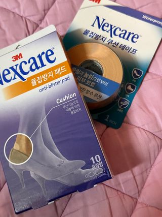 3M 넥스케어 물집방지쿠션테이프 1매 + 물집방지패드 10매 — 5점을 준 리뷰어가 2024년 5월 올린 사용 사진