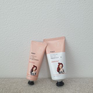 파시 FASCY 高保湿ハンドクリーム40ml+80ml セット — 5점을 준 리뷰어가 2021년 7월 올린 사용 사진