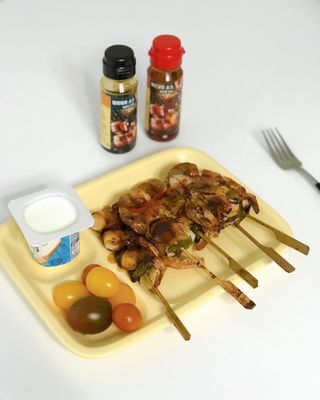 [다물꼬치] 삼겹새우롤꼬치 5개입 350g  + 데리야끼소스 120g + 매운고추소스 120g — 5점을 준 리뷰어가 2021년 12월 올린 사용 사진