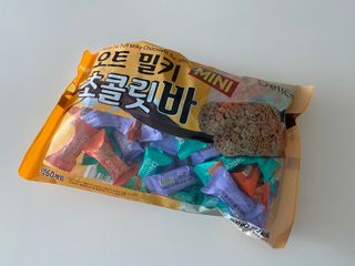 델리스 오트 밀키 초콜릿 바 — 5점을 준 리뷰어가 2022년 5월 올린 사용 사진