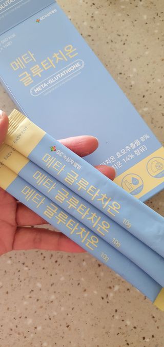 메타웰빙 GC녹십자웰빙 메타 글루타치온 — 5점을 준 리뷰어가 2022년 9월 올린 사용 사진