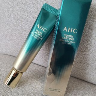 [NEW 탄력유턴 아이크림] AHC 유스 래스팅 리얼 아이크림 포 페이스 — 5점을 준 리뷰어가 2021년 1월 올린 사용 사진