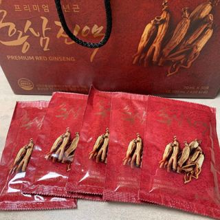 서울약사신협_프리미엄 6년근 홍삼진액_70mlx30포 — 5점을 준 리뷰어가 2021년 3월 올린 사용 사진