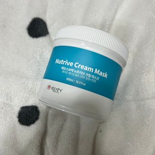 약손명가코스메틱 에오스보떼 뉴트리브 크림 마스크 솔트 500ml — 4점을 준 리뷰어가 2022년 1월 올린 사용 사진