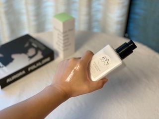 줄라이 모닝 _ JULY MORNING 줄라이모닝 하이드레이팅 퍼퓸드 바디앤핸드 에멀젼 — 5점을 준 리뷰어가 2021년 9월 올린 사용 사진