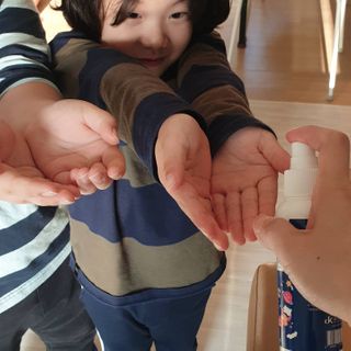 셀바이져 항균 스프레이 핸드워시 + 키즈세정제 SET — 5점을 준 리뷰어가 2021년 3월 올린 사용 사진