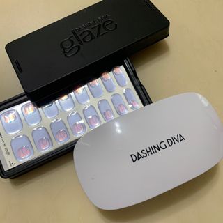 데싱디바 글레이즈 젤네일 별빛유리네일 6종_랜덤발송 — 5점을 준 리뷰어가 2021년 8월 올린 사용 사진