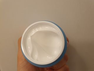 Dr.느루벗 느루벗 모이스쳐 24 크림 — 5점을 준 리뷰어가 2021년 2월 올린 사용 사진