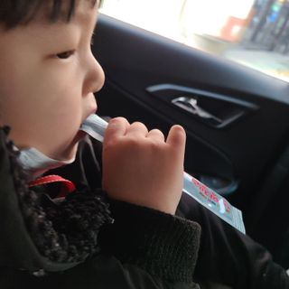 다나음 셀렌에 빠진 아연면역젤리 열대과일맛+사과맛 — 5점을 준 리뷰어가 2021년 3월 올린 사용 사진