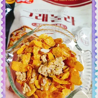 씨알푸드 씨알로 그래놀라 2종 후르츠+크랜베리 아몬드 — 5점을 준 리뷰어가 2022년 7월 올린 사용 사진