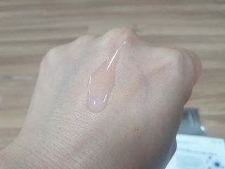 나우 [리브엠] 123억개 엑소좀으로 채운 눈부신 광채, 엑소코어 화이트닝 텐션 앰플 — 4점을 준 리뷰어가 2023년 10월 올린 사용 사진