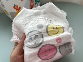 쿠잉 윙윙 풀커버 팬티기저귀 (L/XL/XXL) 1팩 — 5점을 준 리뷰어가 2023년 1월 올린 사용 사진