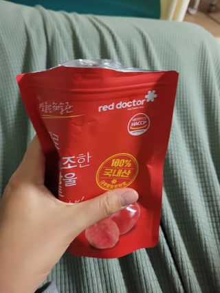 레드닥터 완숙토마토 + 통째로 동결건조한 대추방울토마토 — 5점을 준 리뷰어가 2022년 12월 올린 사용 사진