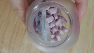트루헬퍼 뒤태미녀 특급 락토페린 장용성 발효율피 1박스 2개월분 — 5점을 준 리뷰어가 2023년 2월 올린 사용 사진