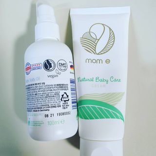 mom e 맘이 내추럴 베이비 케어 크림+바디오일 — 5점을 준 리뷰어가 2021년 1월 올린 사용 사진