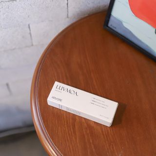 러브모아 향수 고체향수 승무원 고체향수 바르는 향수 니치향수 도손 우드세이지 앤 씨솔트 — 5점을 준 리뷰어가 2022년 10월 올린 사용 사진