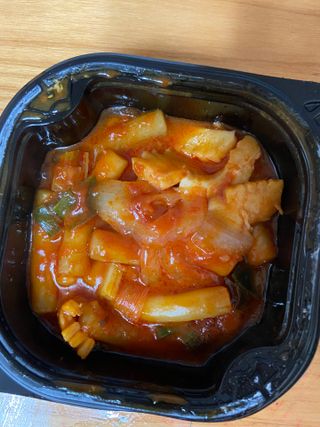 한성기업 무볼레 닭떡볶이+해물떡볶이 2종 세트 — 5점을 준 리뷰어가 2021년 10월 올린 사용 사진