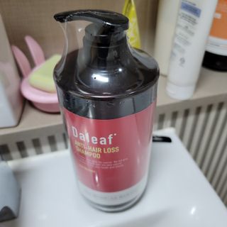 달리프 진저 베러 퍼퓸 탈모 완화 샴푸 1000ml 향 3종 — 5점을 준 리뷰어가 2021년 3월 올린 사용 사진
