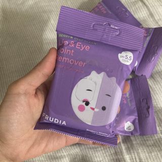 [후르디아] 블루베리 립앤아이 리무버 패드 4개 세트 — 5점을 준 리뷰어가 2021년 7월 올린 사용 사진