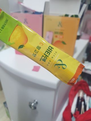 비타앤C 레몬맛, 망고맛 — 5점을 준 리뷰어가 2021년 5월 올린 사용 사진