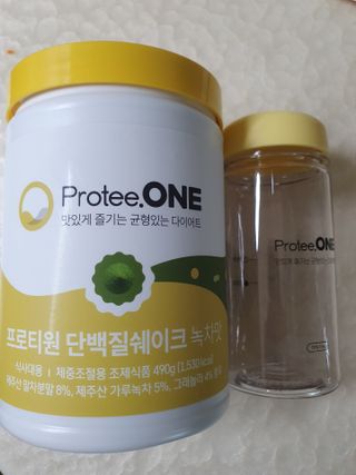 프로티원 단백질쉐이크 녹차맛 2주분 1통+보틀 — 5점을 준 리뷰어가 2021년 4월 올린 사용 사진