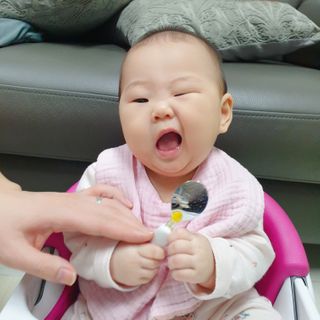 유비맘 스푼포크 케이스 세트 1+1 _컬러랜덤 발송 — 5점을 준 리뷰어가 2021년 2월 올린 사용 사진