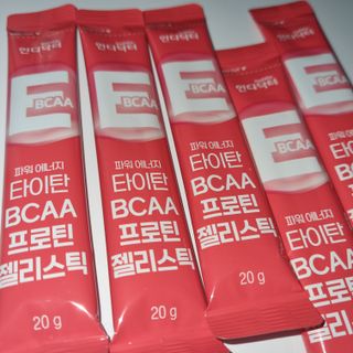 [인디닥터] 타이탄 BCAA 프로틴 젤리스틱 — 3점을 준 리뷰어가 2022년 5월 올린 사용 사진