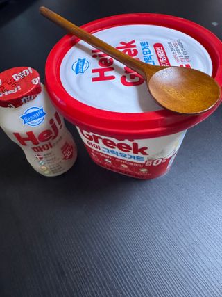 덴마크 *[구매평]하이(Hej!) 브랜드 패키지(요구르트, 그릭요거트) — 5점을 준 리뷰어가 2025년 10월 올린 사용 사진