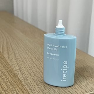 아이레시피 마일드 히알루로닉 모이스트 업 선스크린 SPF50+ PA++++ — 5점을 준 리뷰어가 2023년 6월 올린 사용 사진