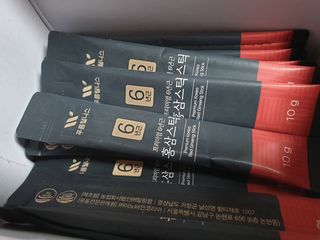 [푸름웰니스] 프리미엄 6년근 홍삼스틱 3mg x 100포 — 5점을 준 리뷰어가 2022년 3월 올린 사용 사진