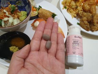 닥터피엔티 [Dr.PNT] 하루 2알로 건강한 다이어트! 한겨울에도 체지방만 쏙~ 슬림핏 다이어트 — 5점을 준 리뷰어가 2023년 3월 올린 사용 사진