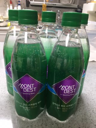 몽베스트 Montbest with Sparkling water Plain 20병 — 5점을 준 리뷰어가 2022년 6월 올린 사용 사진